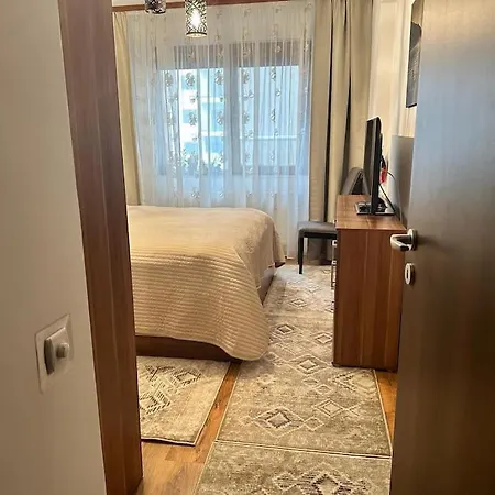 Cozy Flat Private Garden * Bucharest